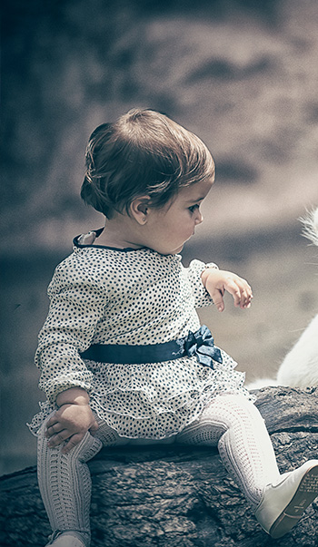 Fotografía creativa niña y león